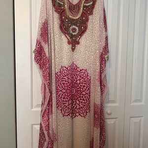 Elegant Pink and Cream Women's Dress